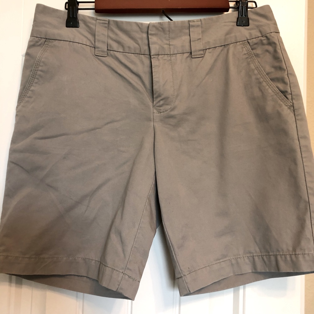Nice gray shorts